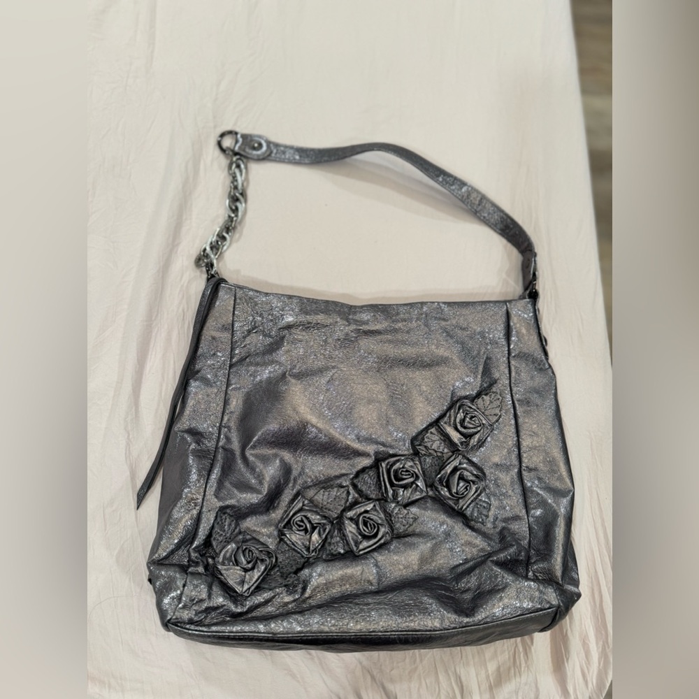 Elliott Lucca Metallic Silver Floral Leather Bag - Picture 11 of 16